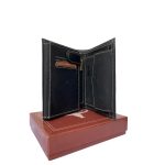 Fekete férfi bőr pénztárca