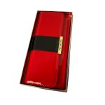 Piros lakkbőr pénztárca