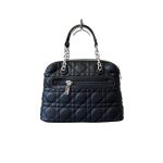 Fekete nyomott mintás divattáska